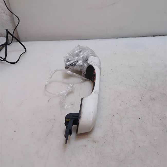 Maniglia porta posteriore destra primer