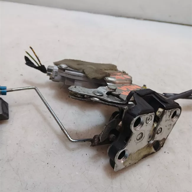 Serratura porta posteriore destra