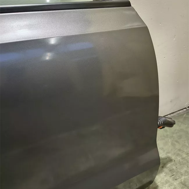 Porta posteriore destra