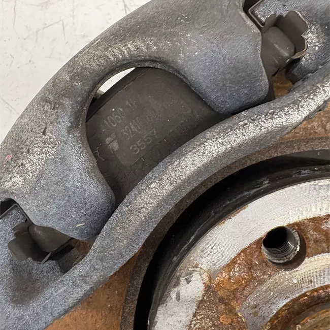 Montante sospensione anteriore sinistro