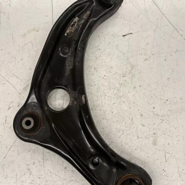 Braccio oscillante sospensione anteriore destro