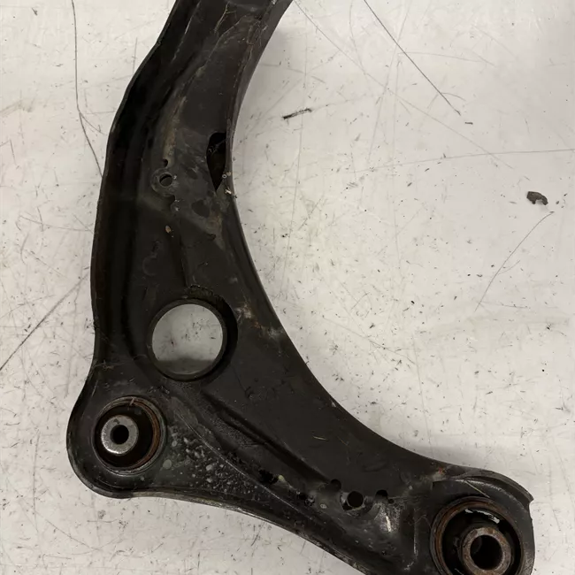 Braccio oscillante sospensione anteriore sinistro