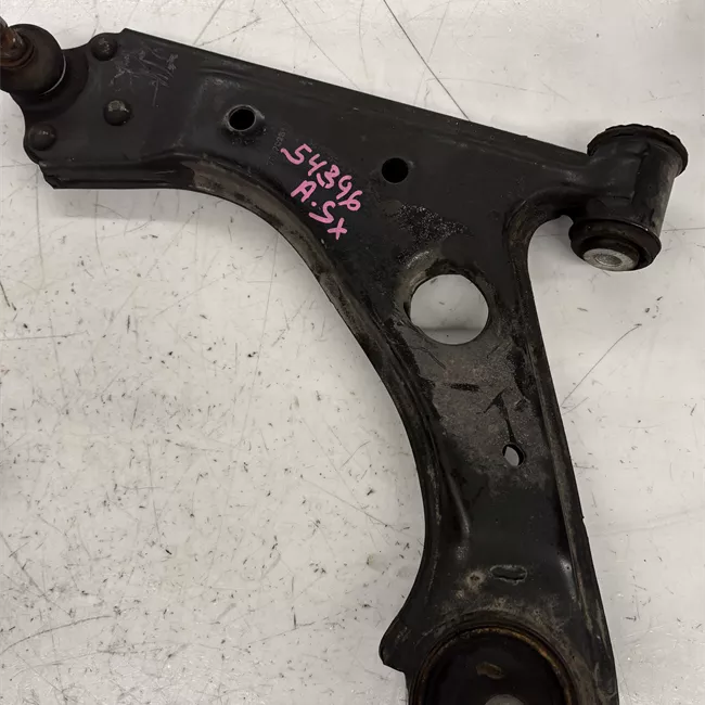 Braccio oscillante sospensione anteriore sinistro