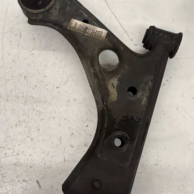 Braccio oscillante sospensione anteriore sinistro