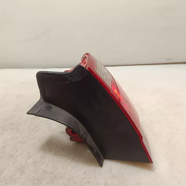 Fanale posteriore parte esterno destro