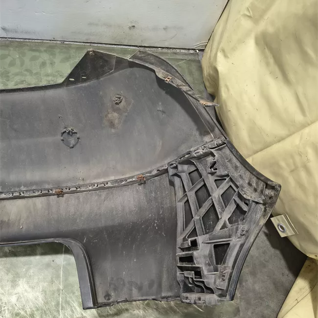 Paraurti posteriore primer