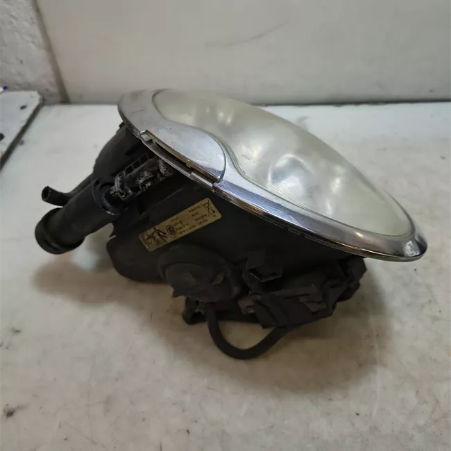 Proiettore sinistro Xeno