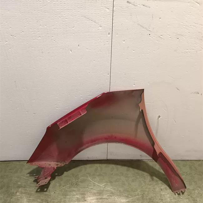 Parafango anteriore destro