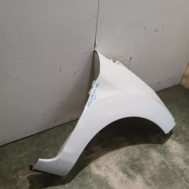 Parafango anteriore destro