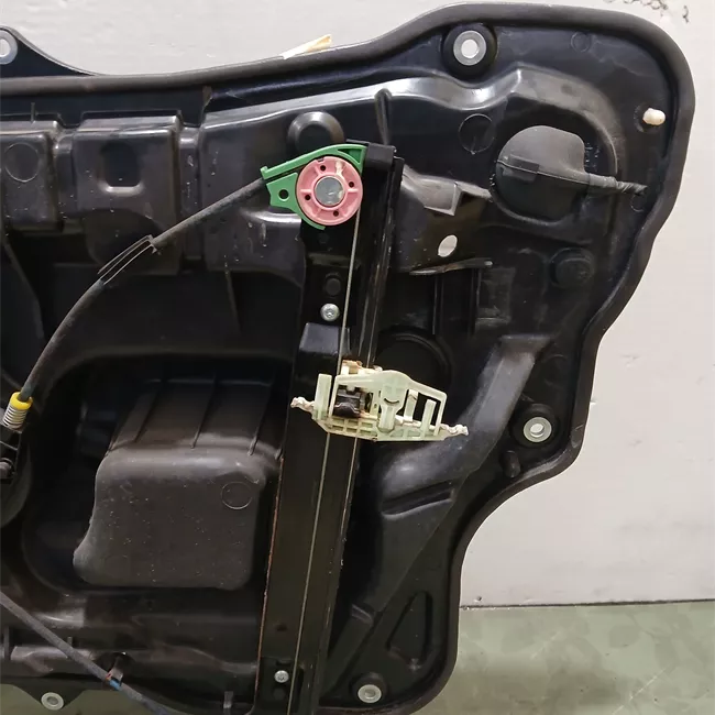 Alzacristallo elettrico porta anteriore sinistro