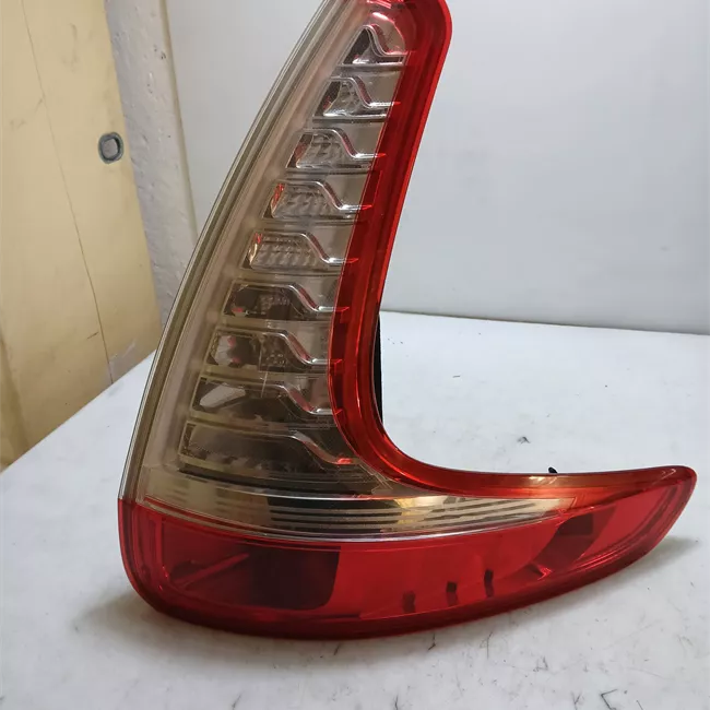 Fanale posteriore destro