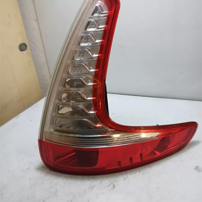 Fanale posteriore destro