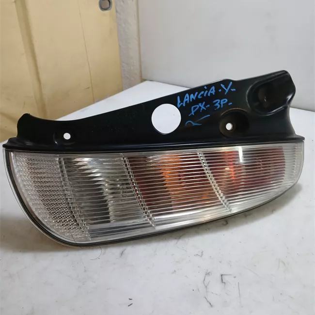 Fanale posteriore destro