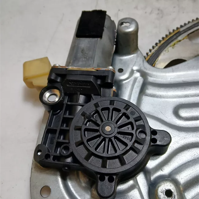 Alzacristallo elettrico porta anteriore sinistro con motorino