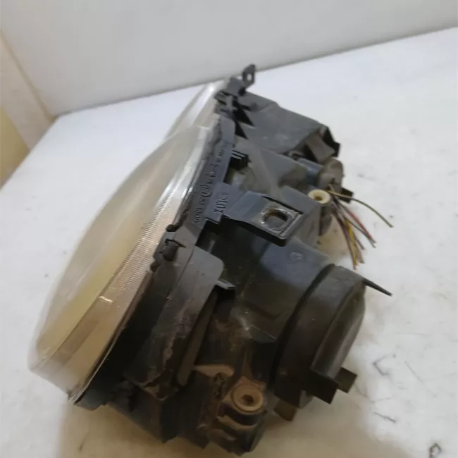 Proiettore sinistro AL