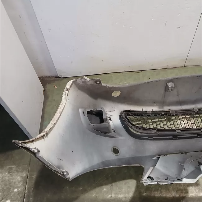 Paraurti anteriore