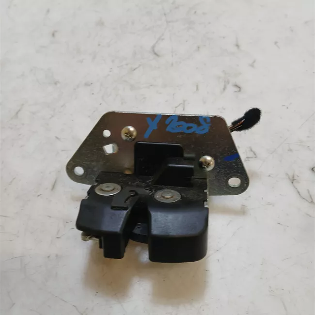 Serratura portello posteriore