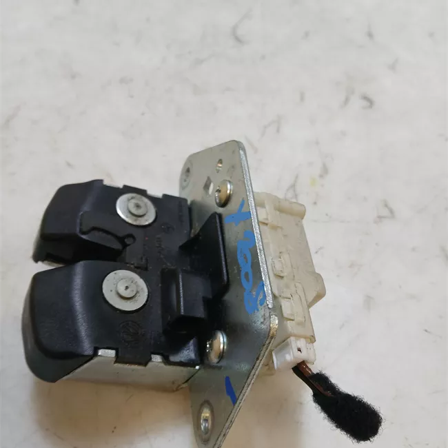 Serratura portello posteriore