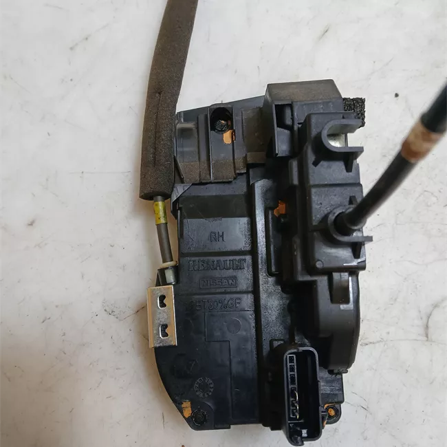 Serratura porta posteriore destra