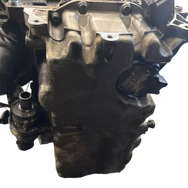 Motore semicompleto rotazionale