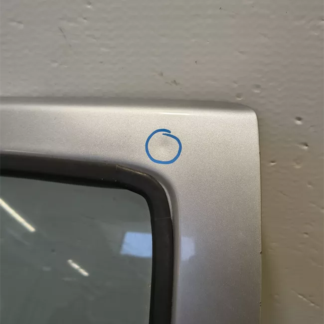 Porta anteriore sinistra