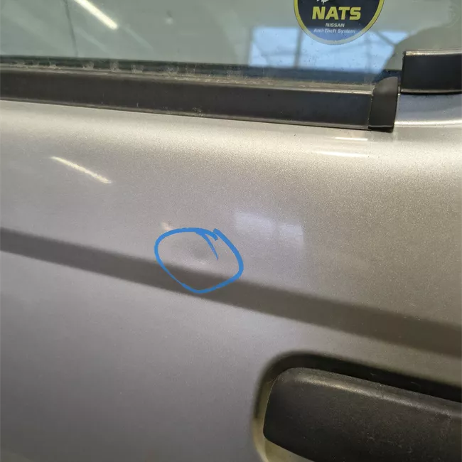 Porta anteriore sinistra