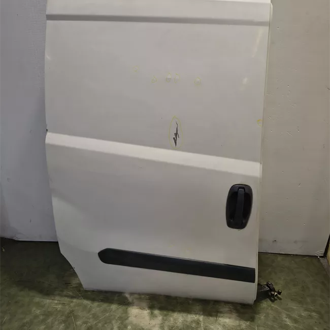 Porta posteriore destra