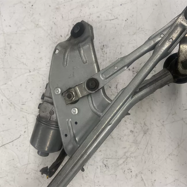 Meccanismo tergiparabrezza con motorino