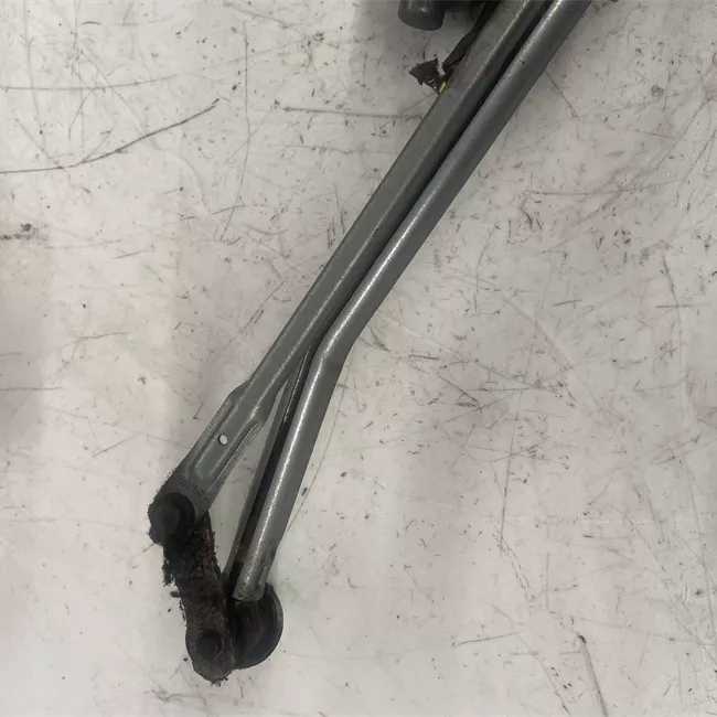 Meccanismo tergiparabrezza con motorino