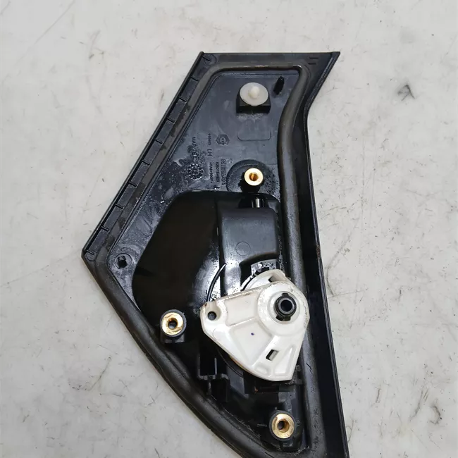 Maniglia porta posteriore sinistra