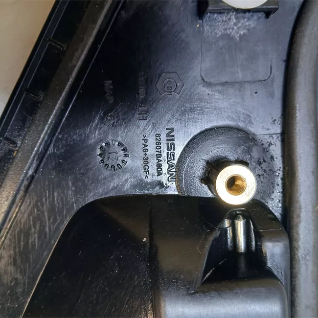 Maniglia porta posteriore sinistra