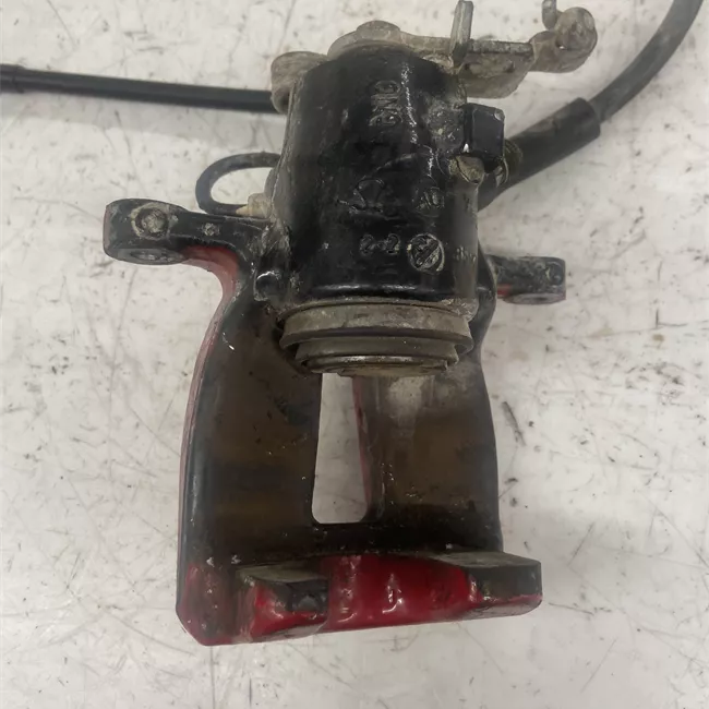 Pinza freno posteriore destra autoventilante nero