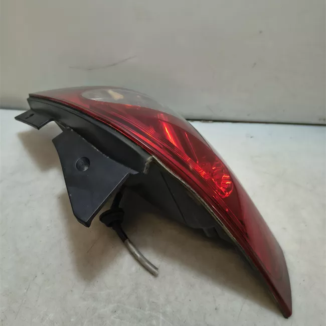 Fanale posteriore sinistro