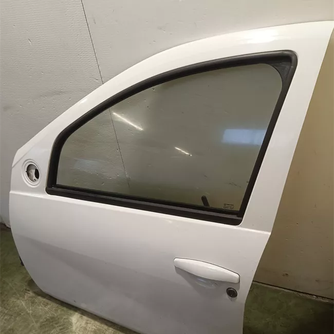 Porta anteriore sinistra