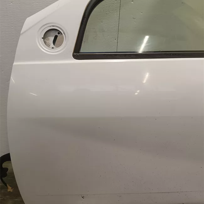 Porta anteriore sinistra