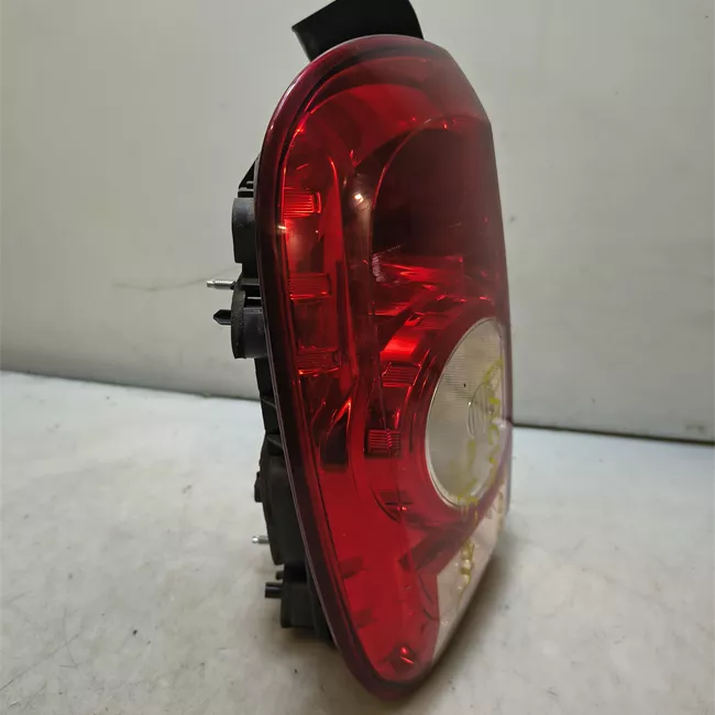 Fanale posteriore sinistro