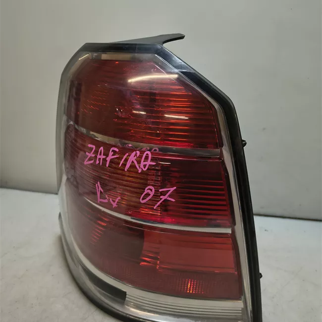 Fanale posteriore destro senza portalampada