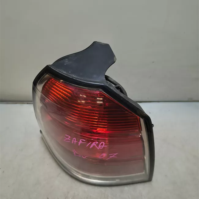 Fanale posteriore destro senza portalampada