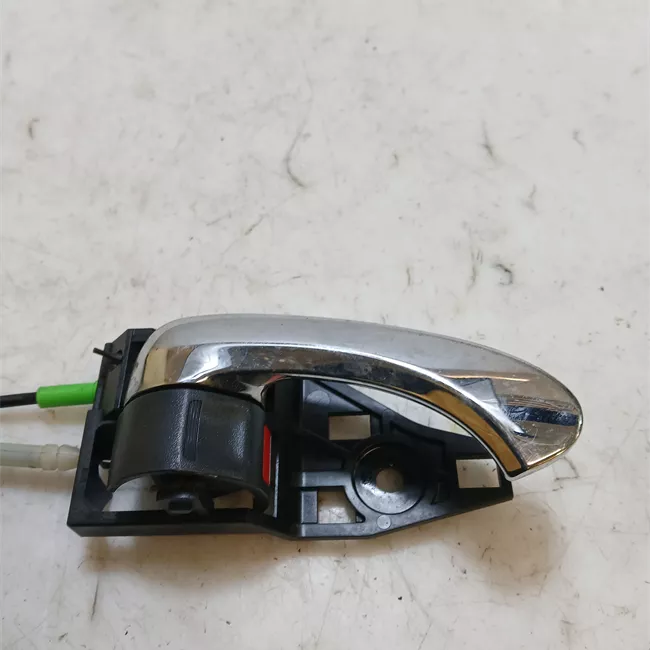 Serratura porta anteriore destra