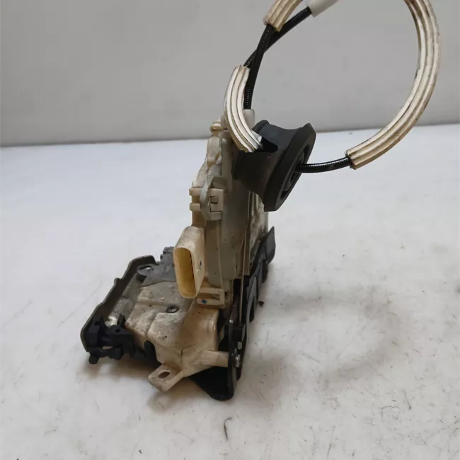 Serratura porta posteriore destra