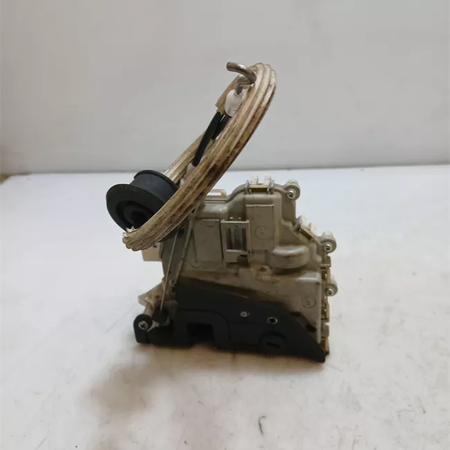 Serratura porta posteriore destra