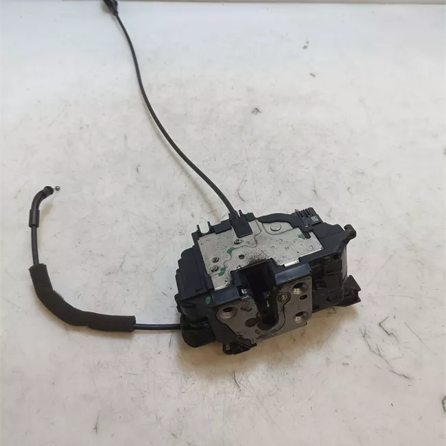 Serratura porta anteriore sinistra