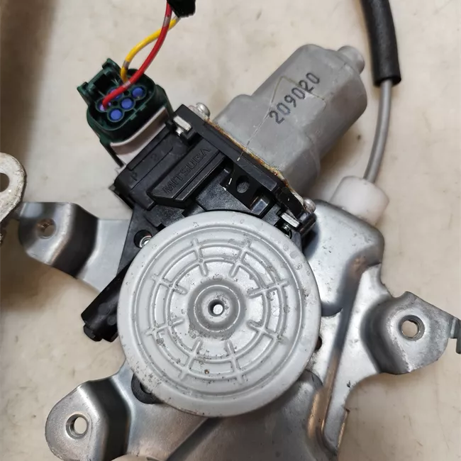 Alzacristallo elettrico porta anteriore destro