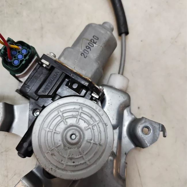 Alzacristallo elettrico porta anteriore destro