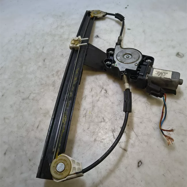 Alzacristallo elettrico porta anteriore con motorino destro