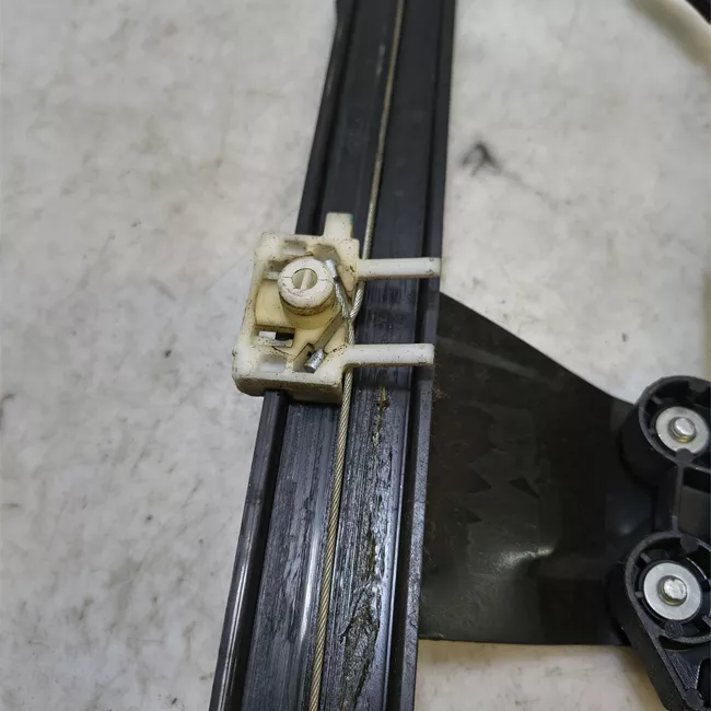 Alzacristallo elettrico porta anteriore con motorino destro