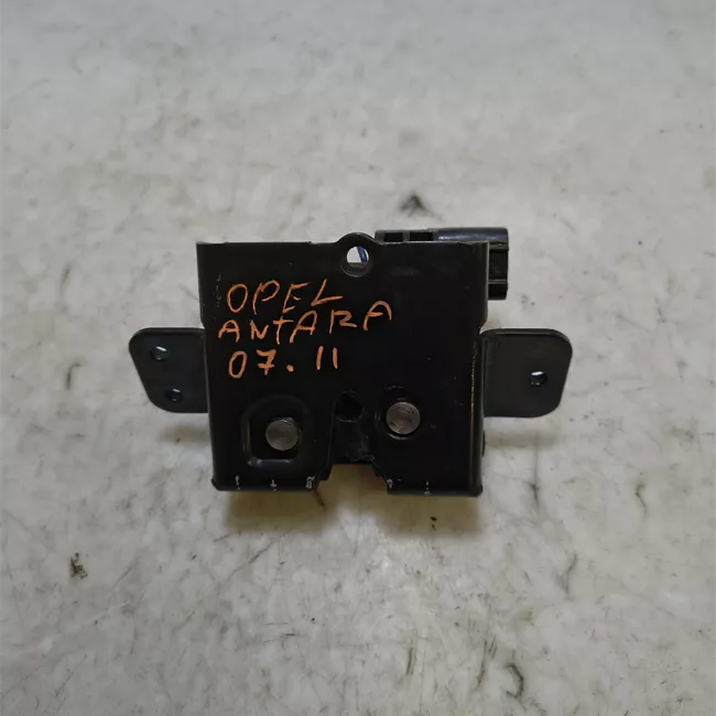 Serratura portello posteriore