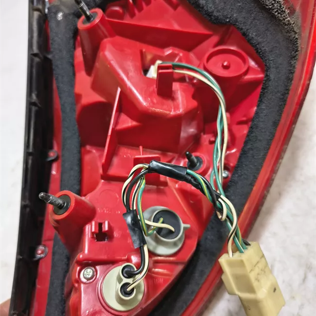 Fanale posteriore sinistro