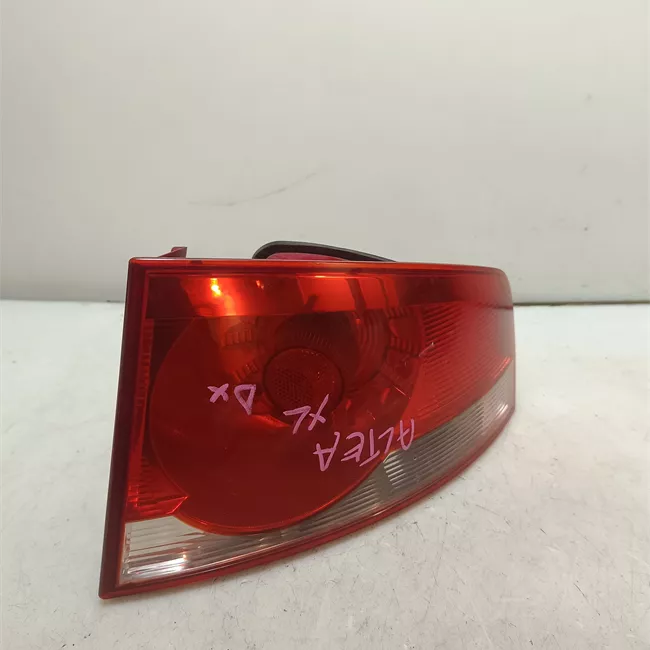 Fanale posteriore parte esterno destro