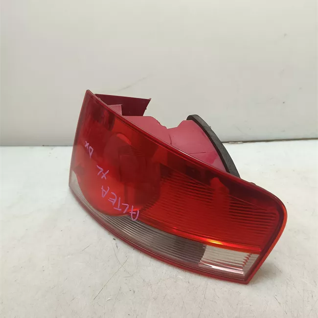 Fanale posteriore parte esterno destro